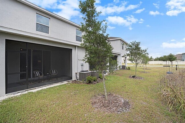 Building Photo - 32803 Pez Landing Ln