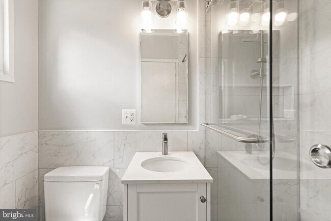 Building Photo - 3282 Martha Custis Dr