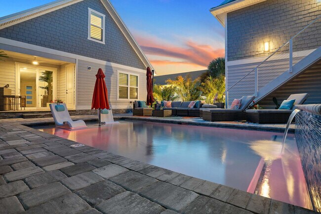 Building Photo - 5484 3rd St