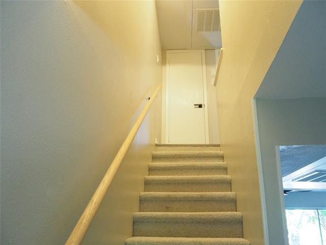 Building Photo - 962 S Weatherred Dr