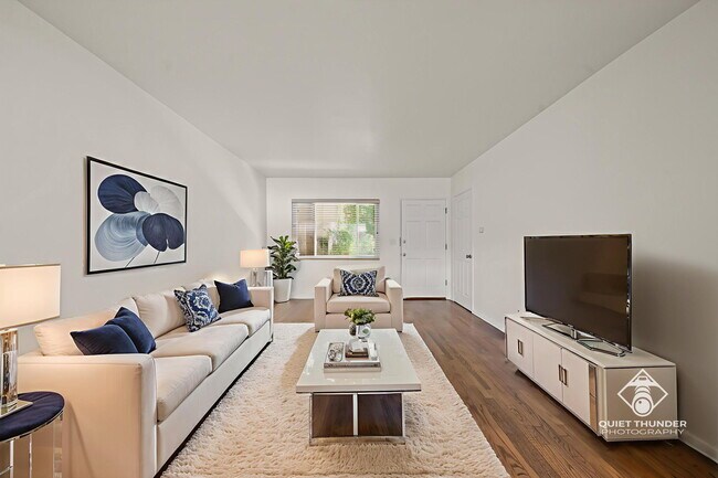 Building Photo - 1517 Harvard St