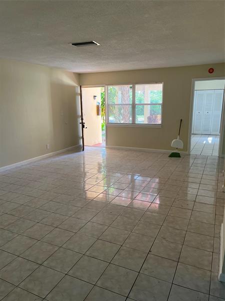 Primary Photo - 7800 NW 37th Dr