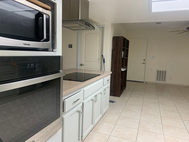 Building Photo - 3 Bedroom 2 Bath in country coming soon