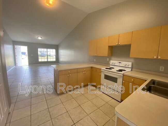 Building Photo - 4543 20th St SW