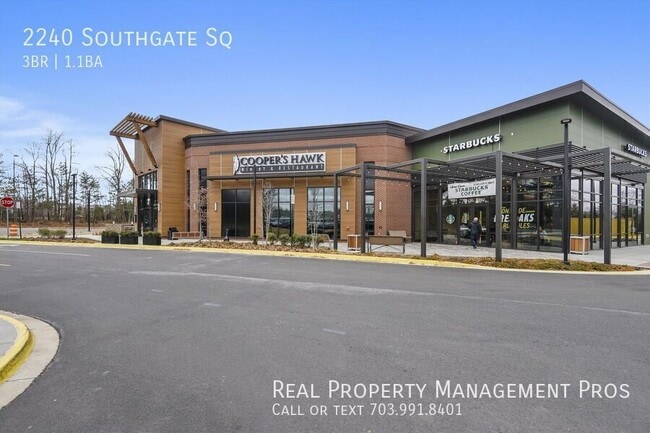 Building Photo - 2240 Southgate Square