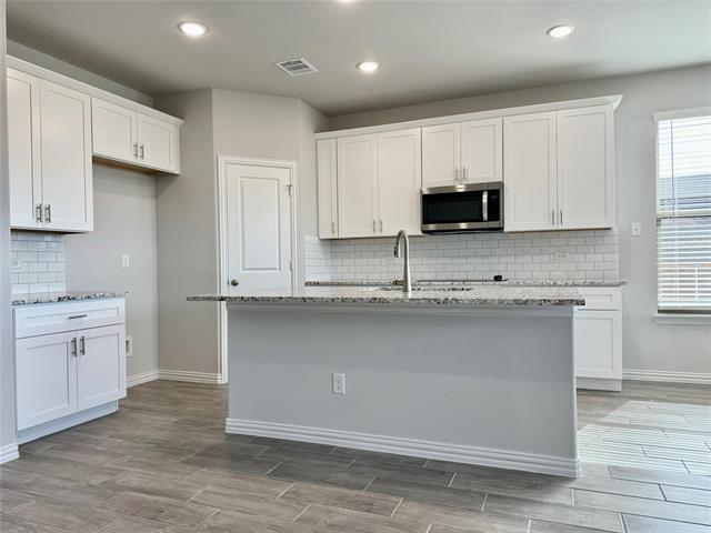 Building Photo - 910 Rosebud Trl