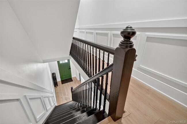 Building Photo - 44 Madeleine Ave