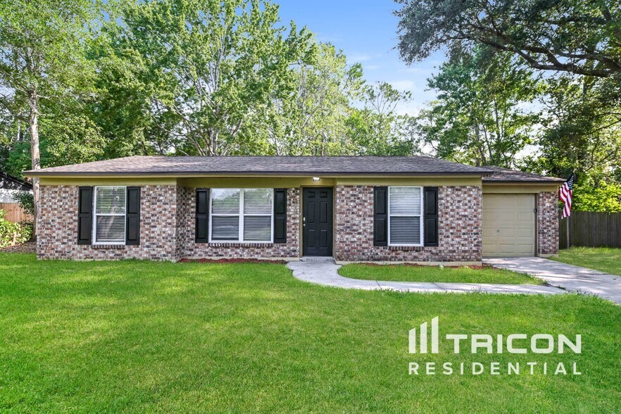 Primary Photo - 1641 Rhonda Dr
