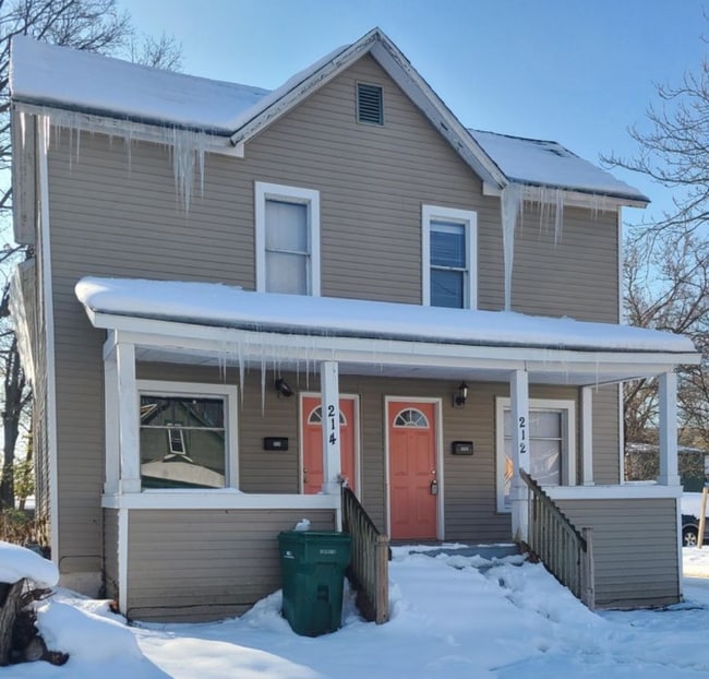 Building Photo - 212 E Belmont St