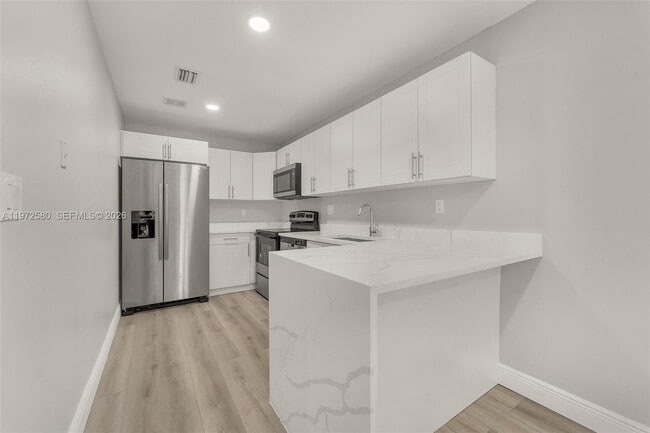 Building Photo - 10379 NW 35th St