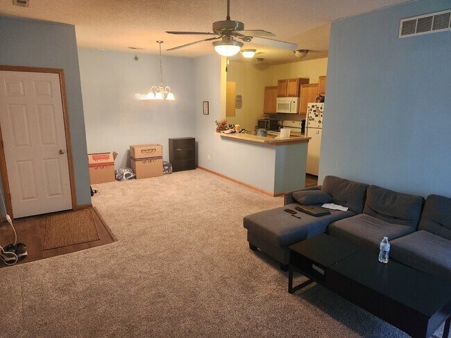 Building Photo - 1835 SW White Birch Cir