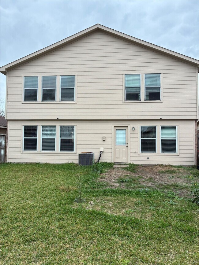 Building Photo - 9126 Kendale Dr