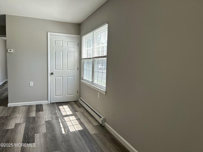 Building Photo - 844 D Inverness Ct-844