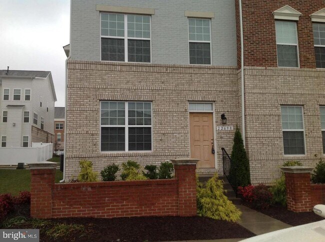 Building Photo - 22698 Parkland Farms Terrace