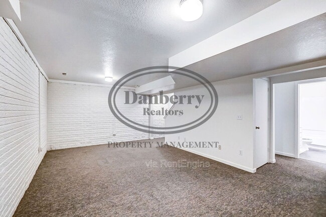 Building Photo - 3571 Turret Green Dr