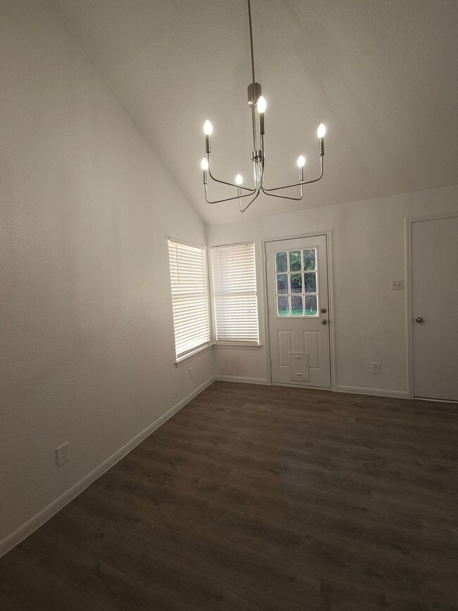 Building Photo - Allen | 3 Bed 2 Bath | Single Family Home ...