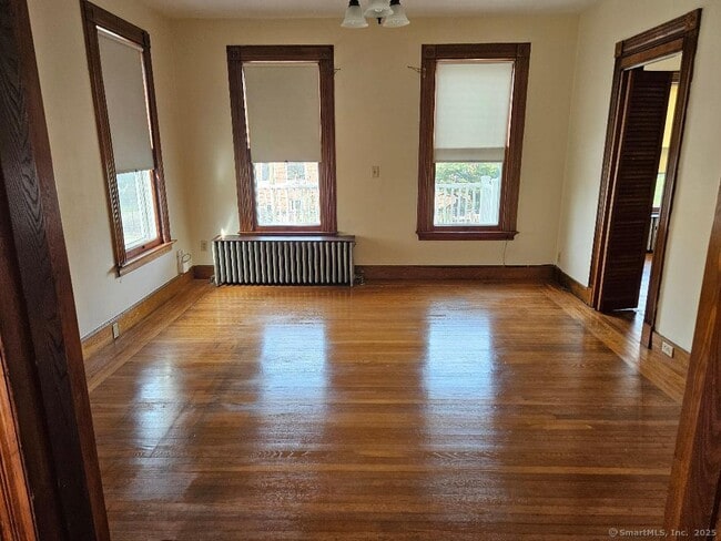Building Photo - 163 Livingston St