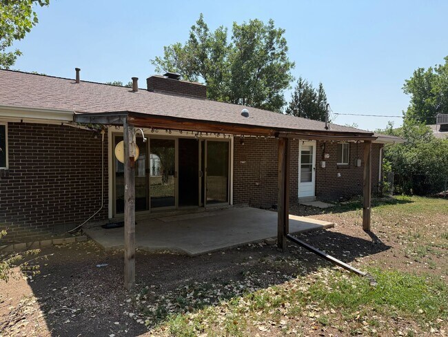 Building Photo - Spacious 2-Bed Home Packed With Comfort and Upgrades