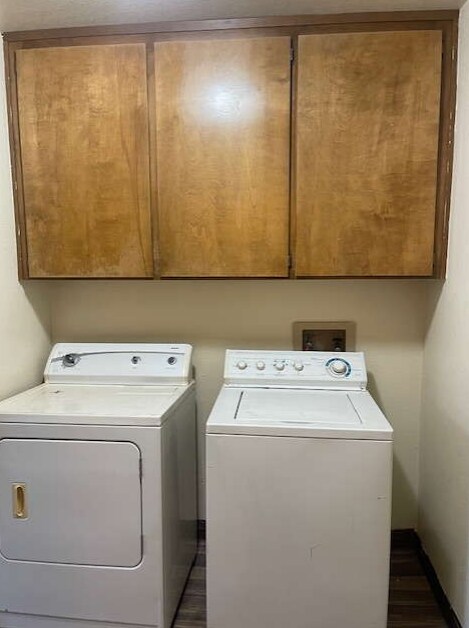 Building Photo - 7718 Brentwood Dr