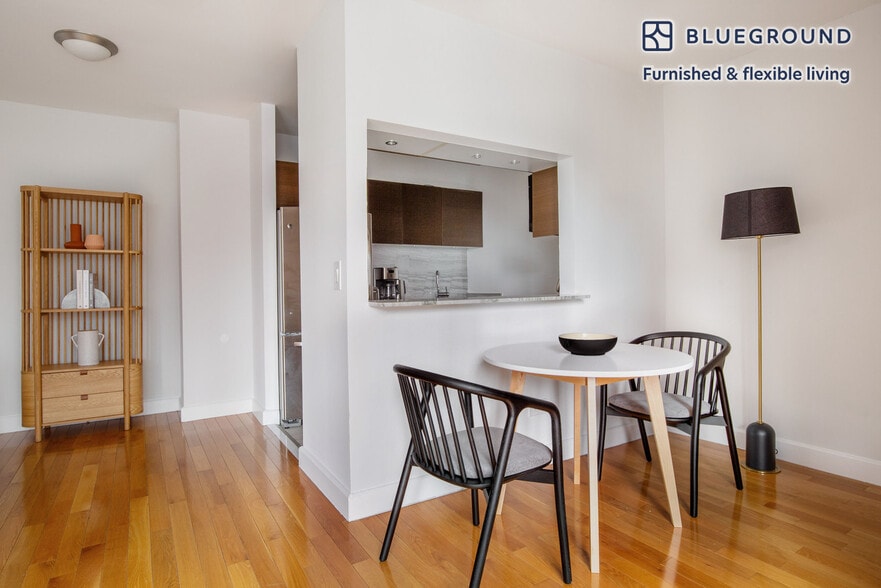 Building Photo - 235 W 48th St