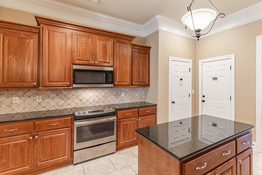 Building Photo - 105 Blanca Dr