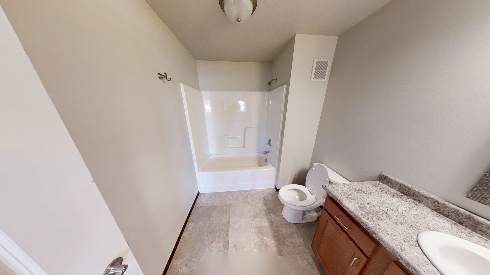 Building Photo - 110 Tanner Ct