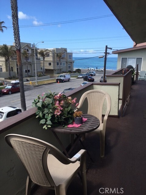 Building Photo - 1511 S Catalina Ave