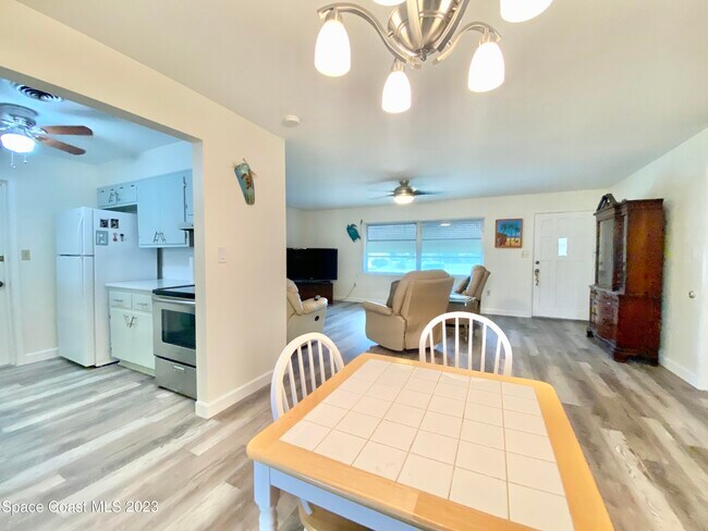 Building Photo - 110 Deleon Rd