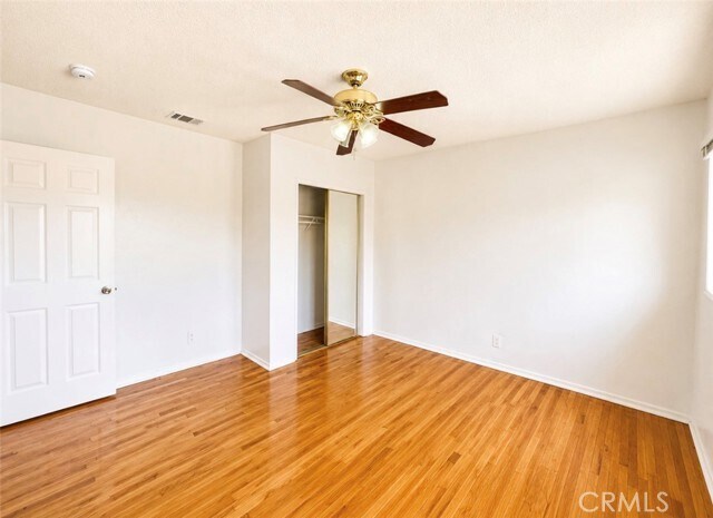 Building Photo - 1372 W 36th St
