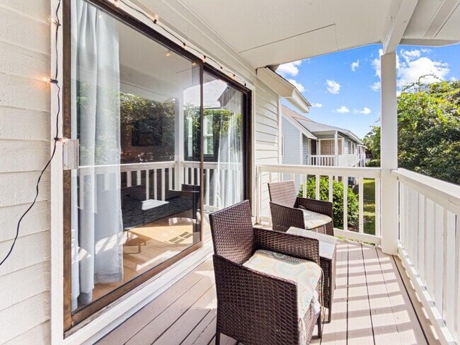 Building Photo - 113 N Myrtle Dr