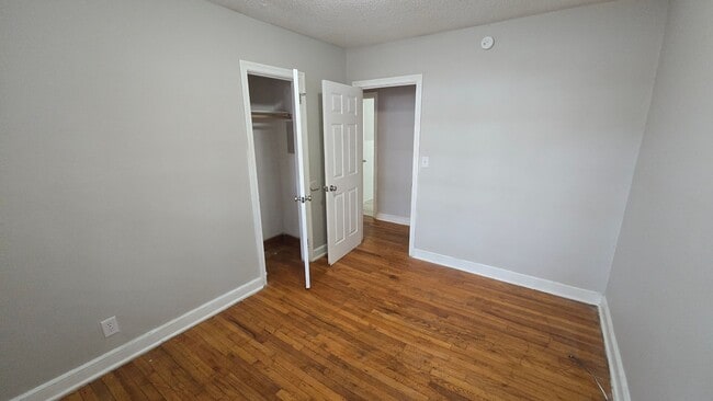 Building Photo - Hyatt Park