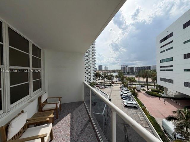 Building Photo - 3725 S Ocean Dr