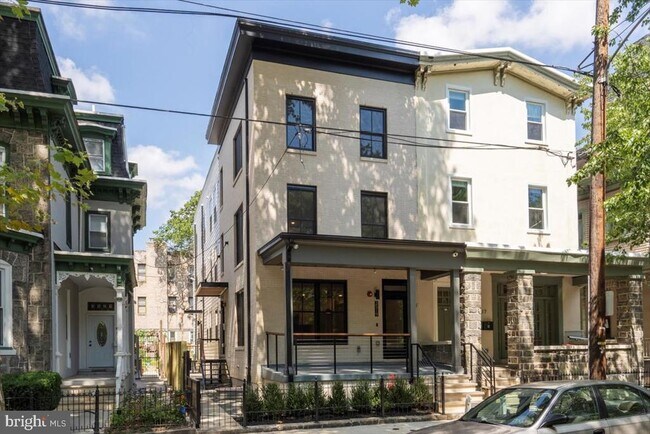 Building Photo - 3519 Hamilton St