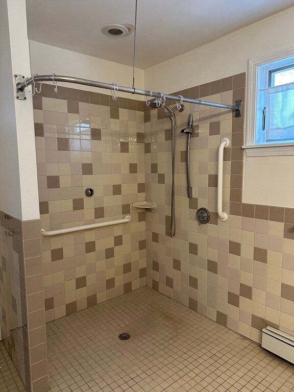 Building Photo - 58 Bower St
