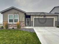 Building Photo - Beautiful Cheney Home