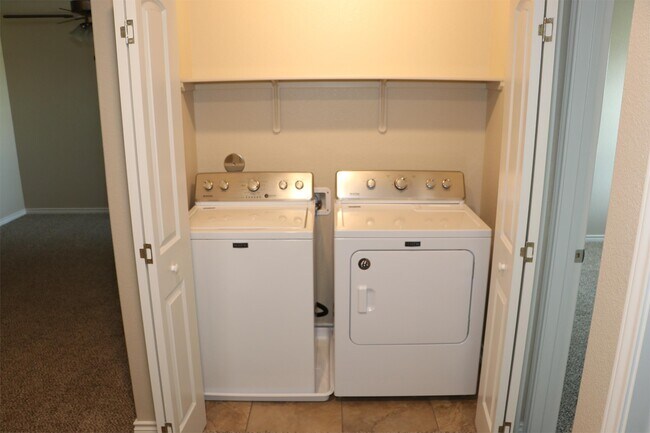 Building Photo - 744 Westfield Blvd