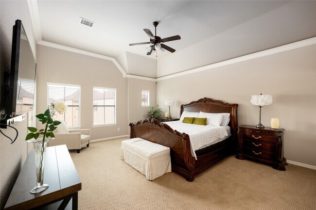 Building Photo - 5513 Livorno Way