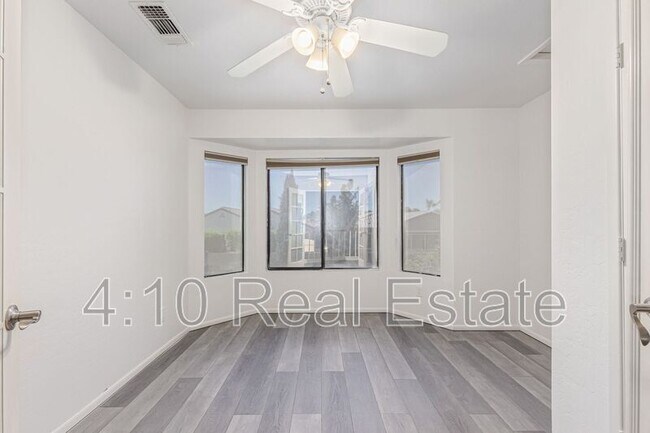 Building Photo - 1531 E Vaughn Ave
