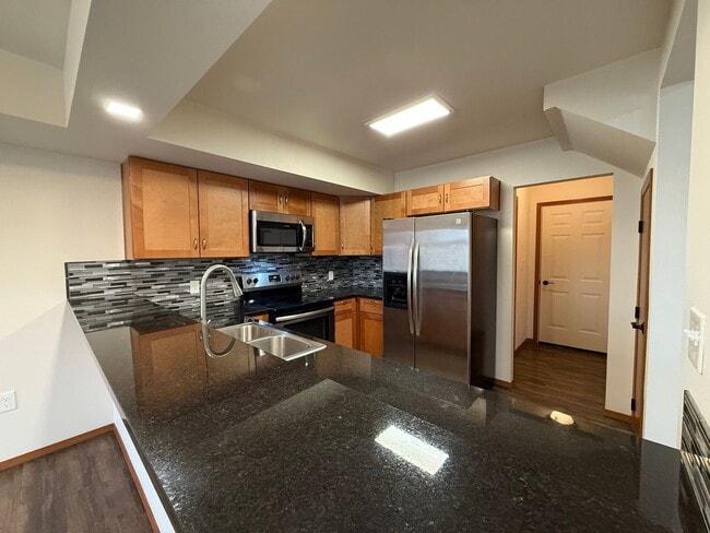 Building Photo - 612 S Chronicle Rd