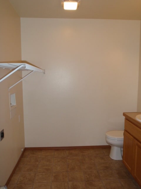 Building Photo - Duplex with detached garage