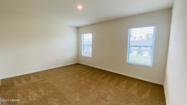 Building Photo - 8 Bella Oaks Dr