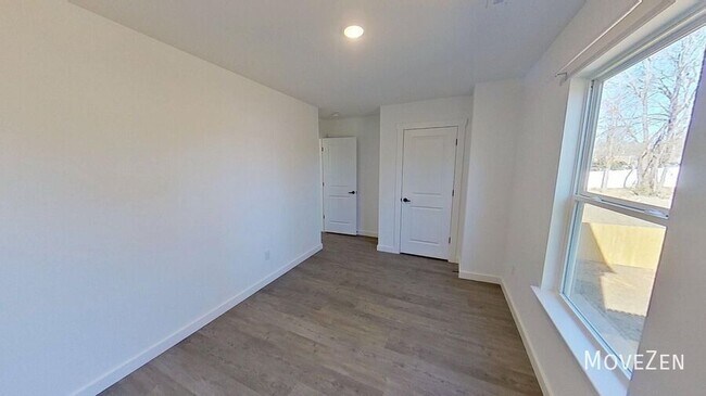 Building Photo - 16 Catawba Ave