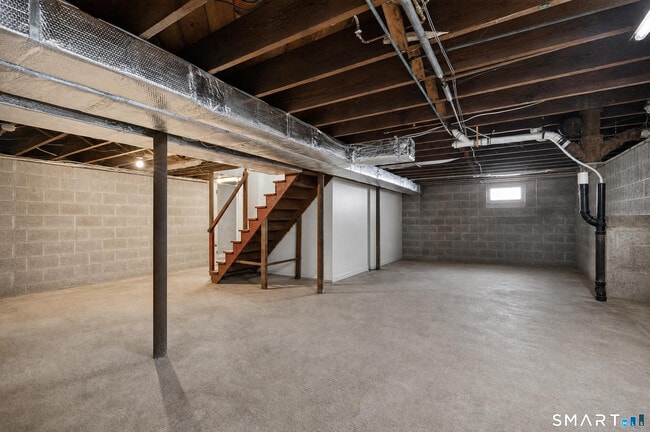 Building Photo - 11 Stratfield Pl