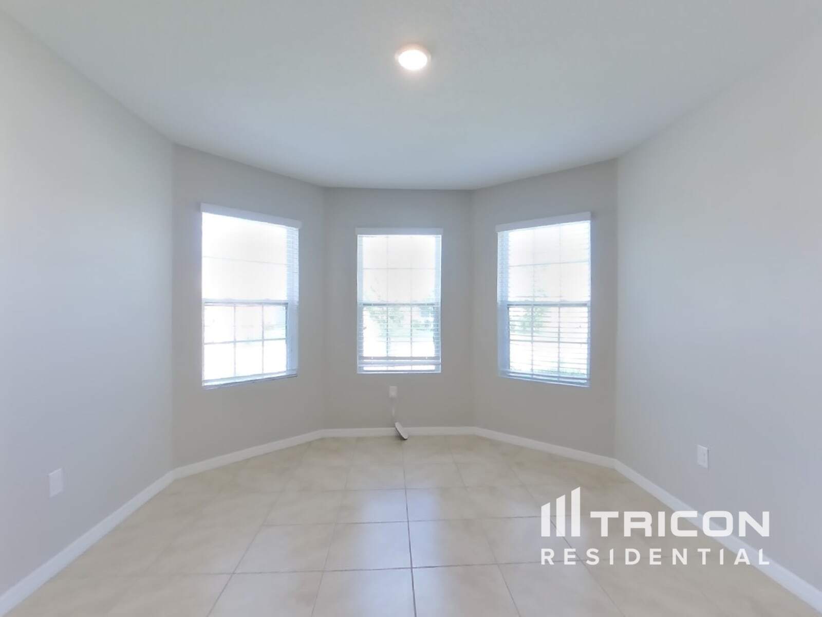 Building Photo - 518 Squires Grove Dr