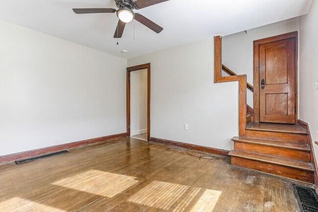 Building Photo - 252-254 S Wayne Ave