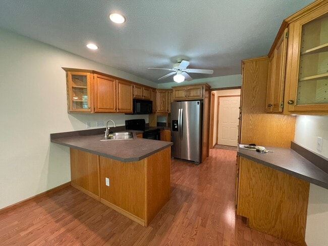 Building Photo - Two Bedroom Condo in Kalamazoo
