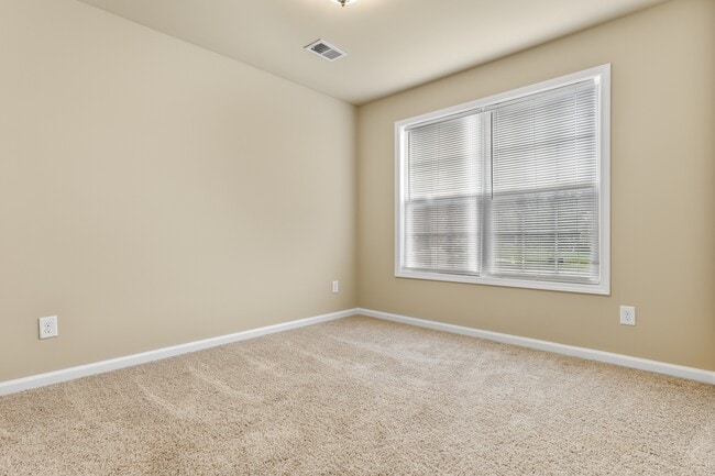 Building Photo - 3220 Sweet Clover Ln