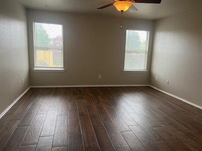 Building Photo - 331 Carriage Way