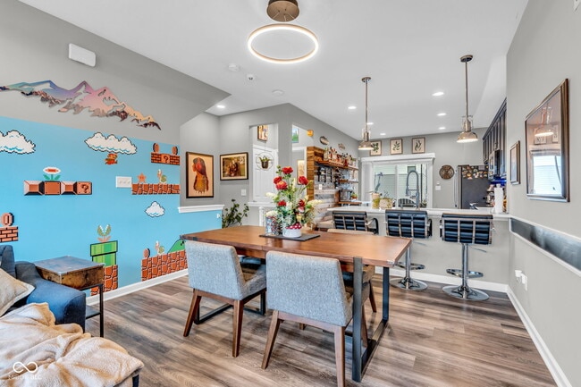 Building Photo - 315 Steeples Blvd