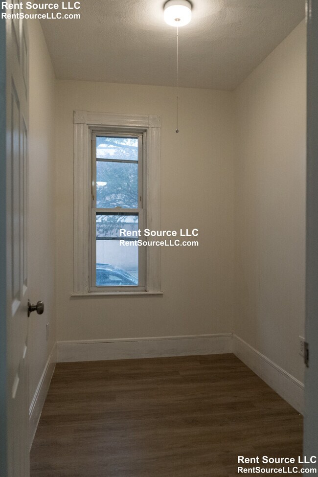 Building Photo - 258 Prospect St